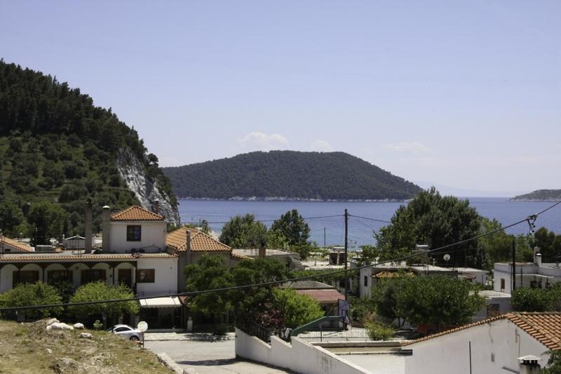 Aris Junior Studios Neo Klima Skopelos Luaran gambar