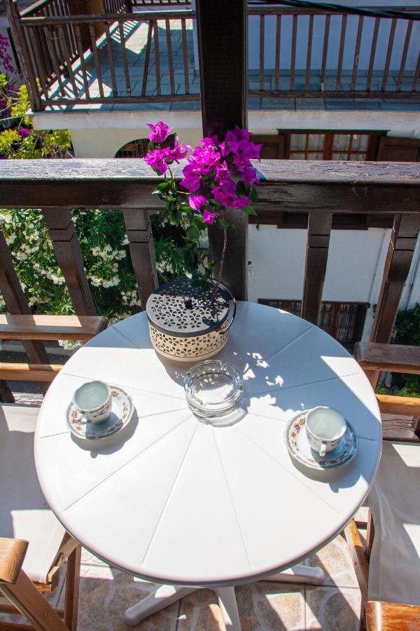 Aris Junior Studios Neo Klima Skopelos Luaran gambar