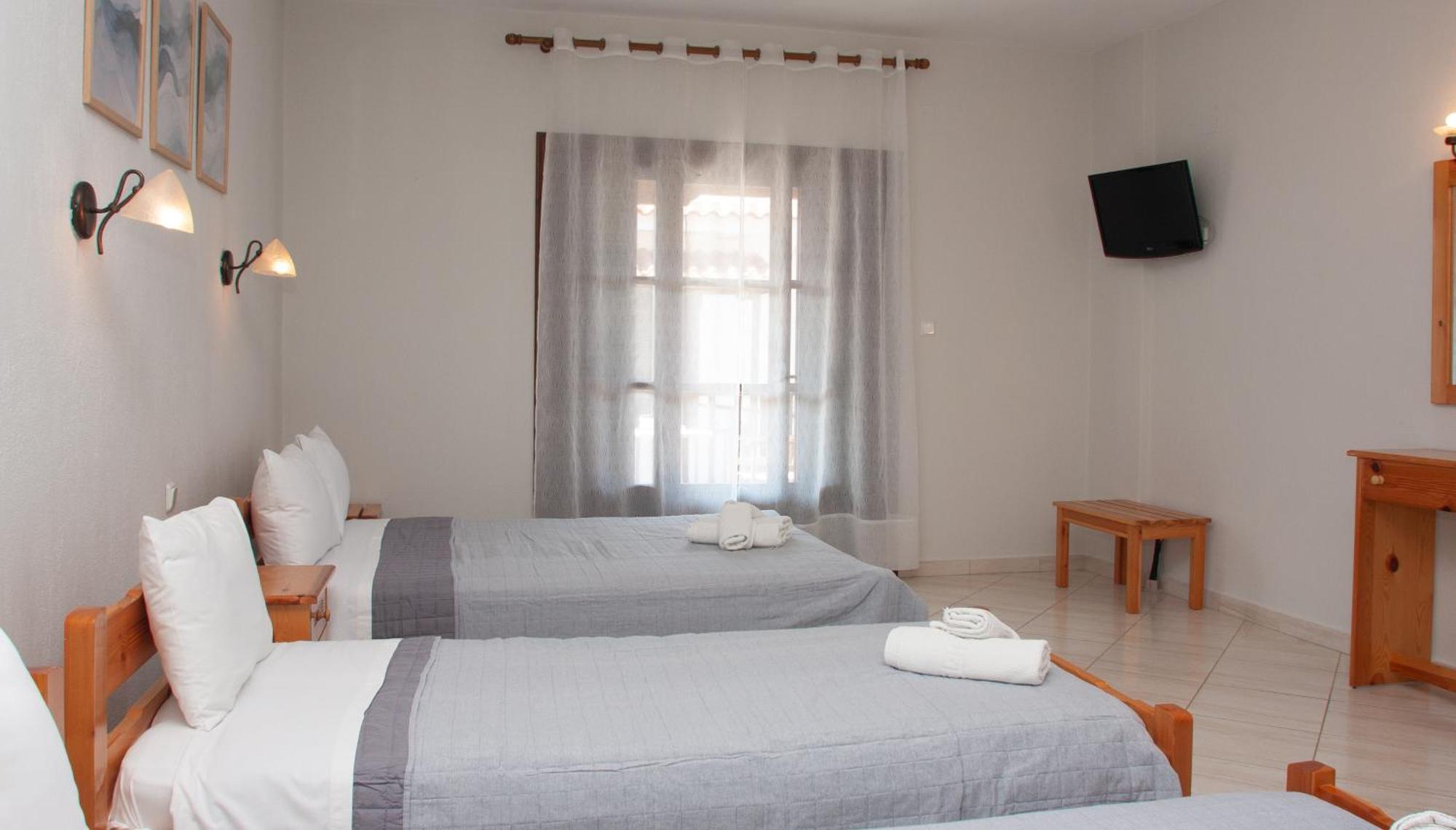 Aris Junior Studios Neo Klima Skopelos Luaran gambar